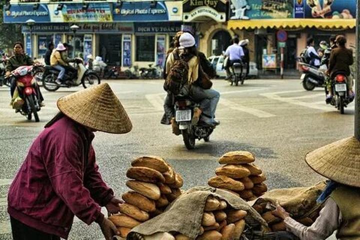 Các nhà khoa học phân tích - Cảm hứng video marketing từ Hotspot Matrix_Editing short videos for entrepreneurship
