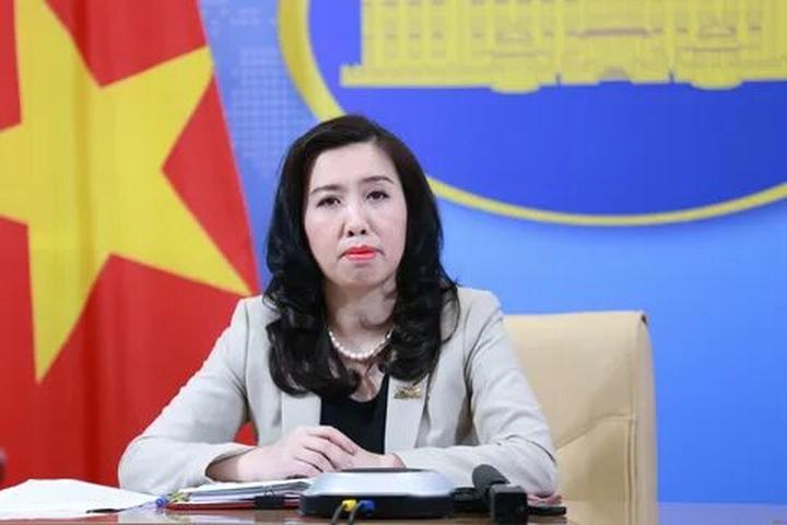 Từ 3 kiểu giày 